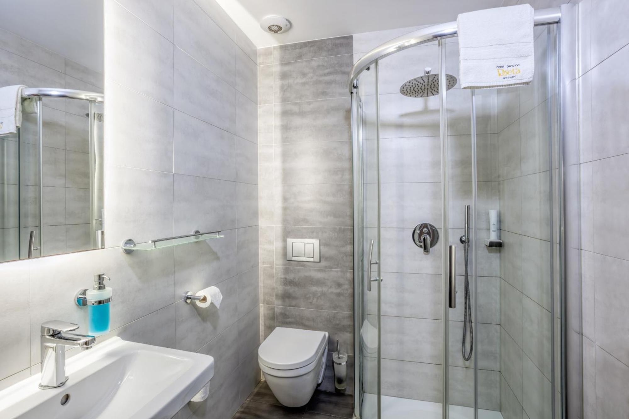 Hotel Beta Бзенец Экстерьер фото